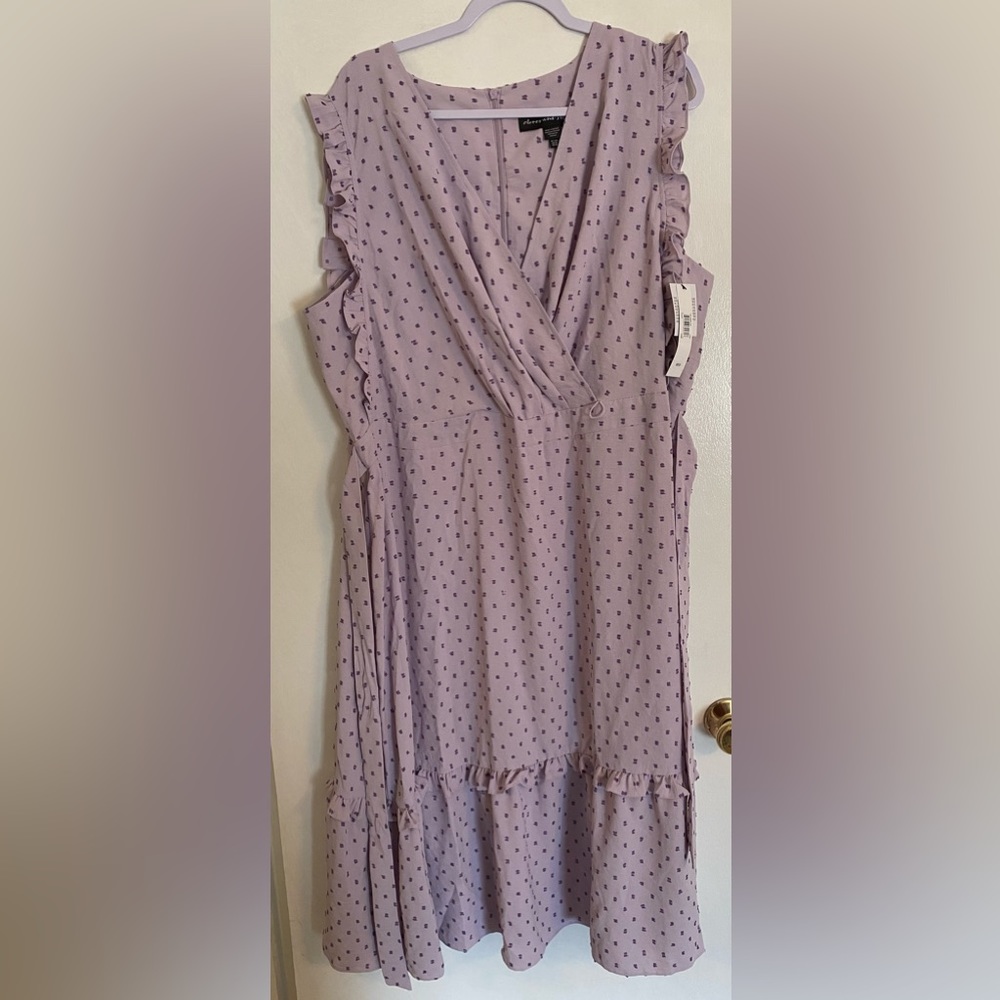 Clover and Sloan from JCPenney. NWT. Size 22